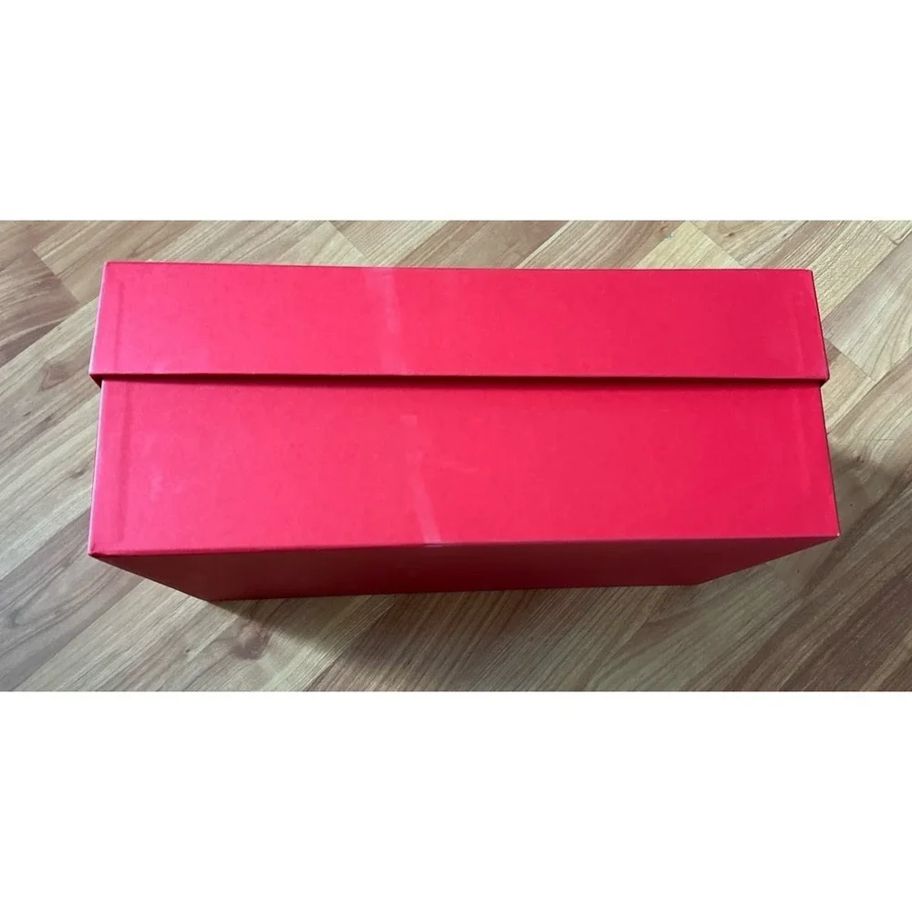 Ferragamo empty shoe box